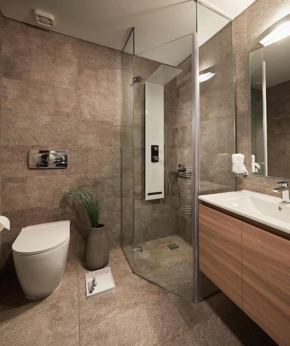 Cw Athens Riviera Suite Exterior foto