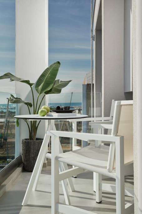Cw Athens Riviera Suite Exterior foto